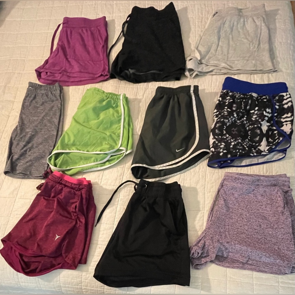 Athletic/Comfy Shorts; Size S/M